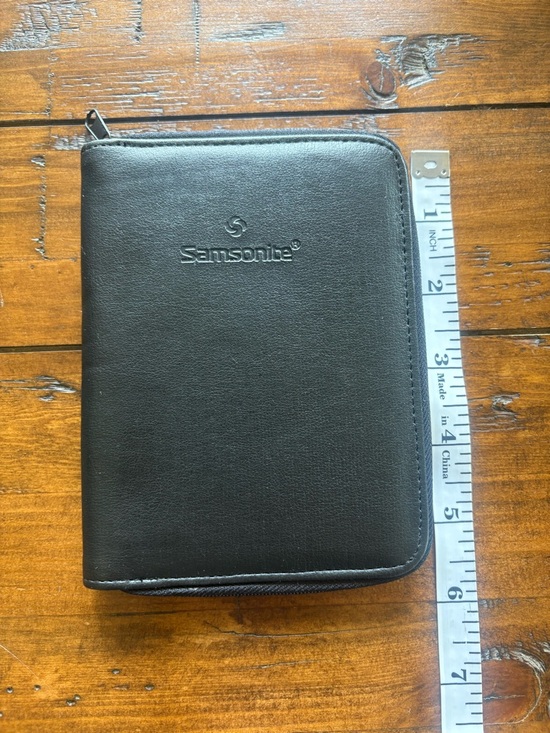 Samsonite Black Travel Wallet - Picture 6 of 6